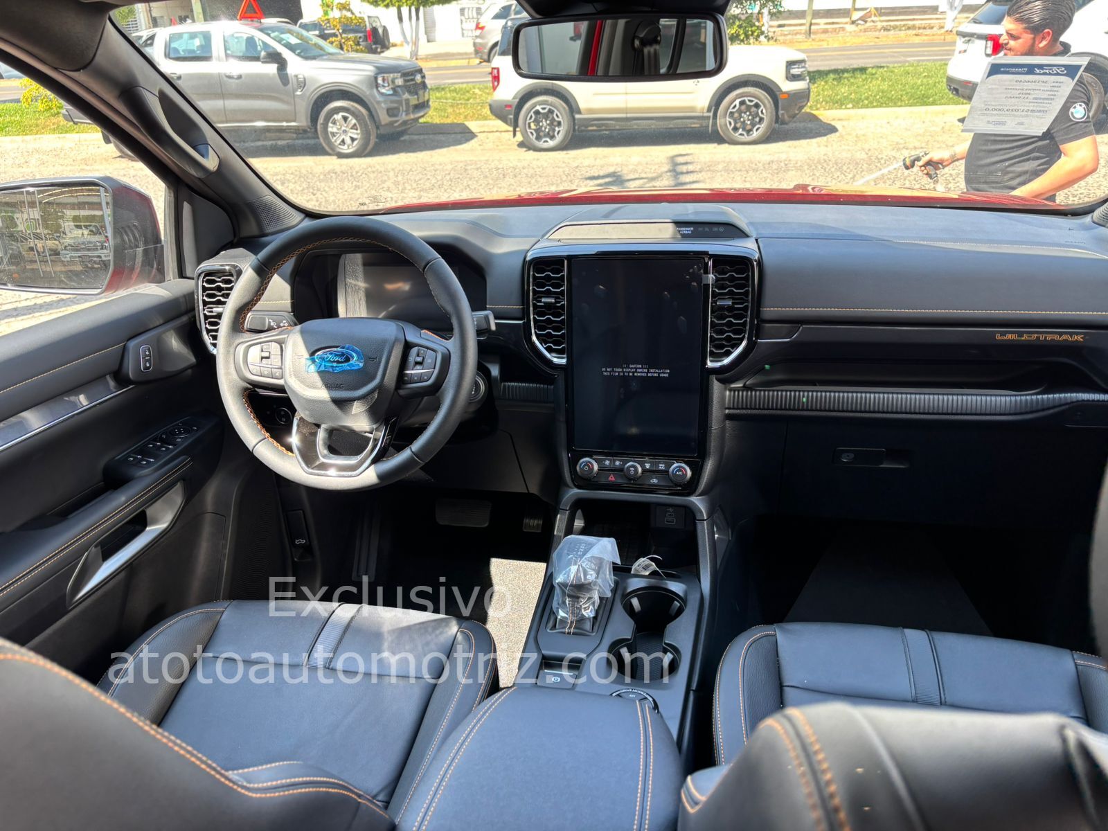 Ford Ranger 2025 Wiltrak Doble Cab Automático Rojo