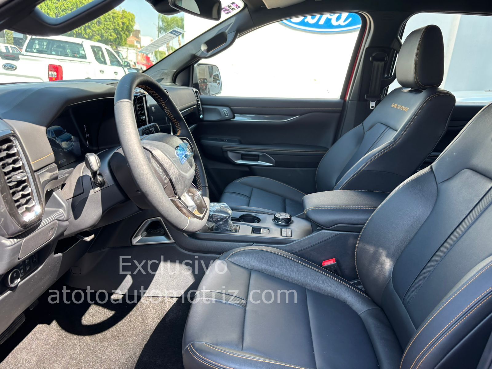 Ford Ranger 2025 Wiltrak Doble Cab Automático Rojo