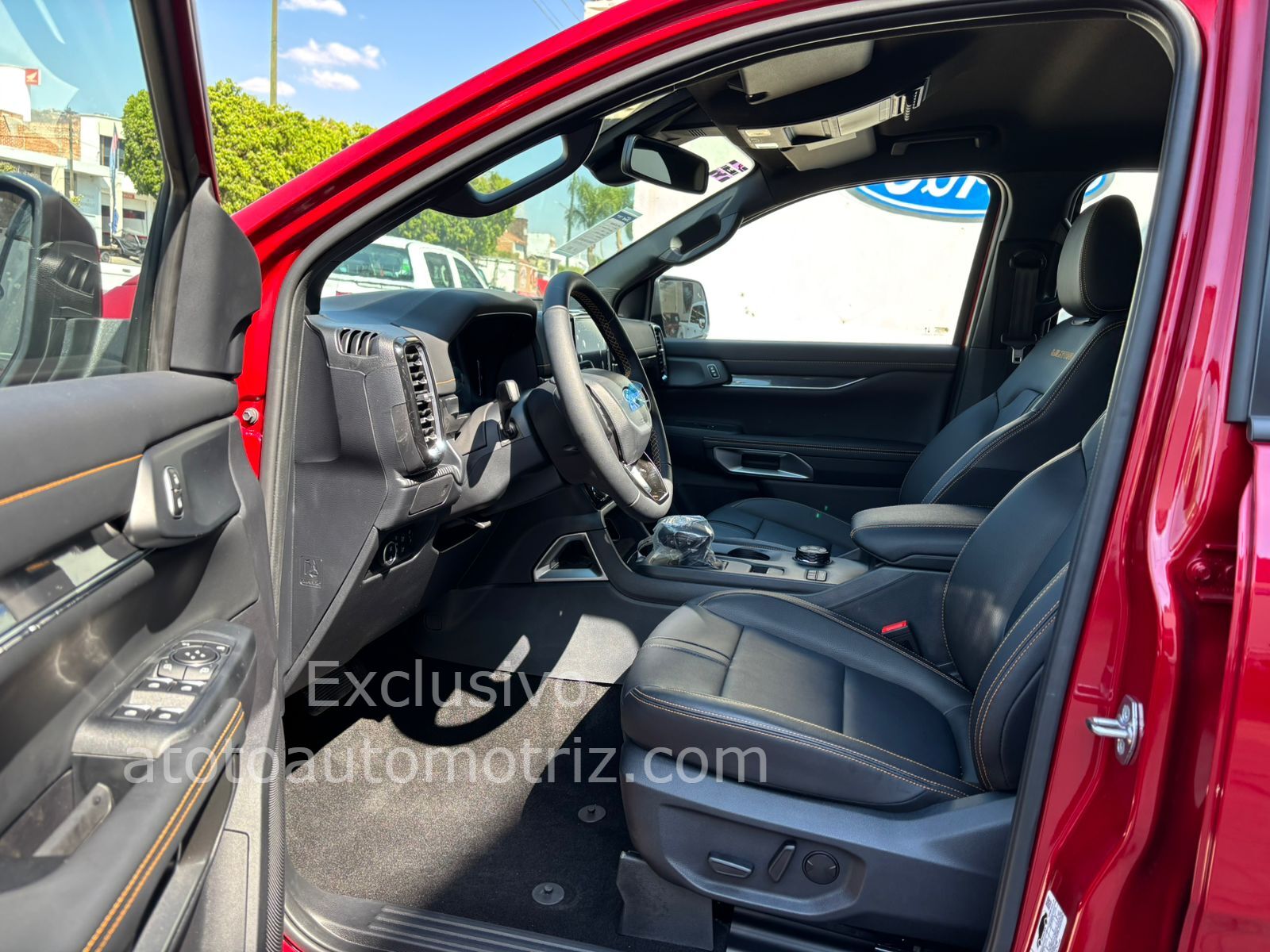 Ford Ranger 2025 Wiltrak Doble Cab Automático Rojo