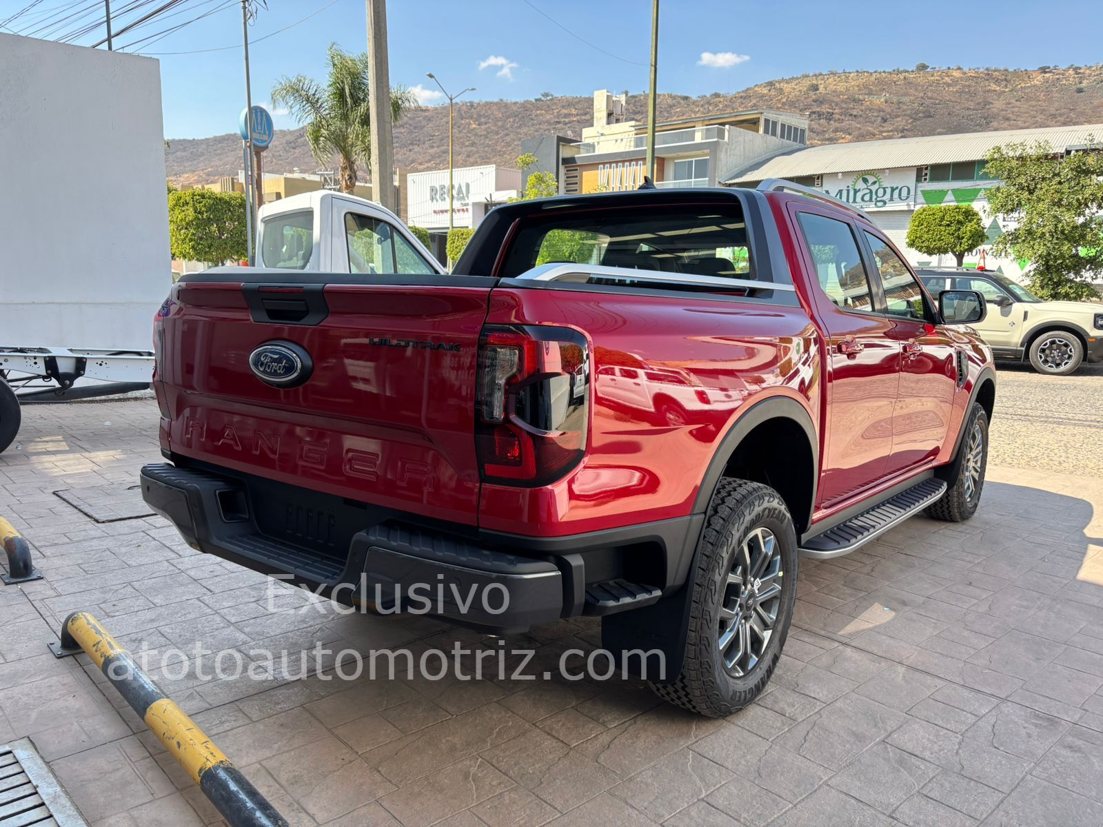 Ford Ranger 2025 Wiltrak Doble Cab Automático Rojo