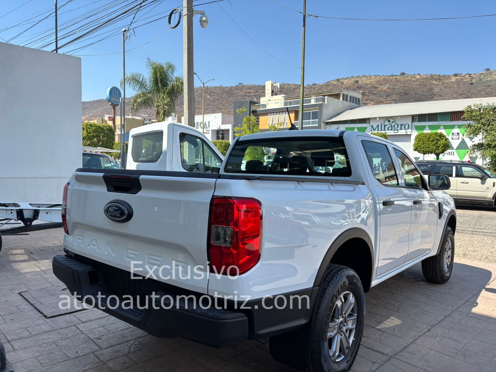 Ford Ranger 2025 XL Automático Blanco