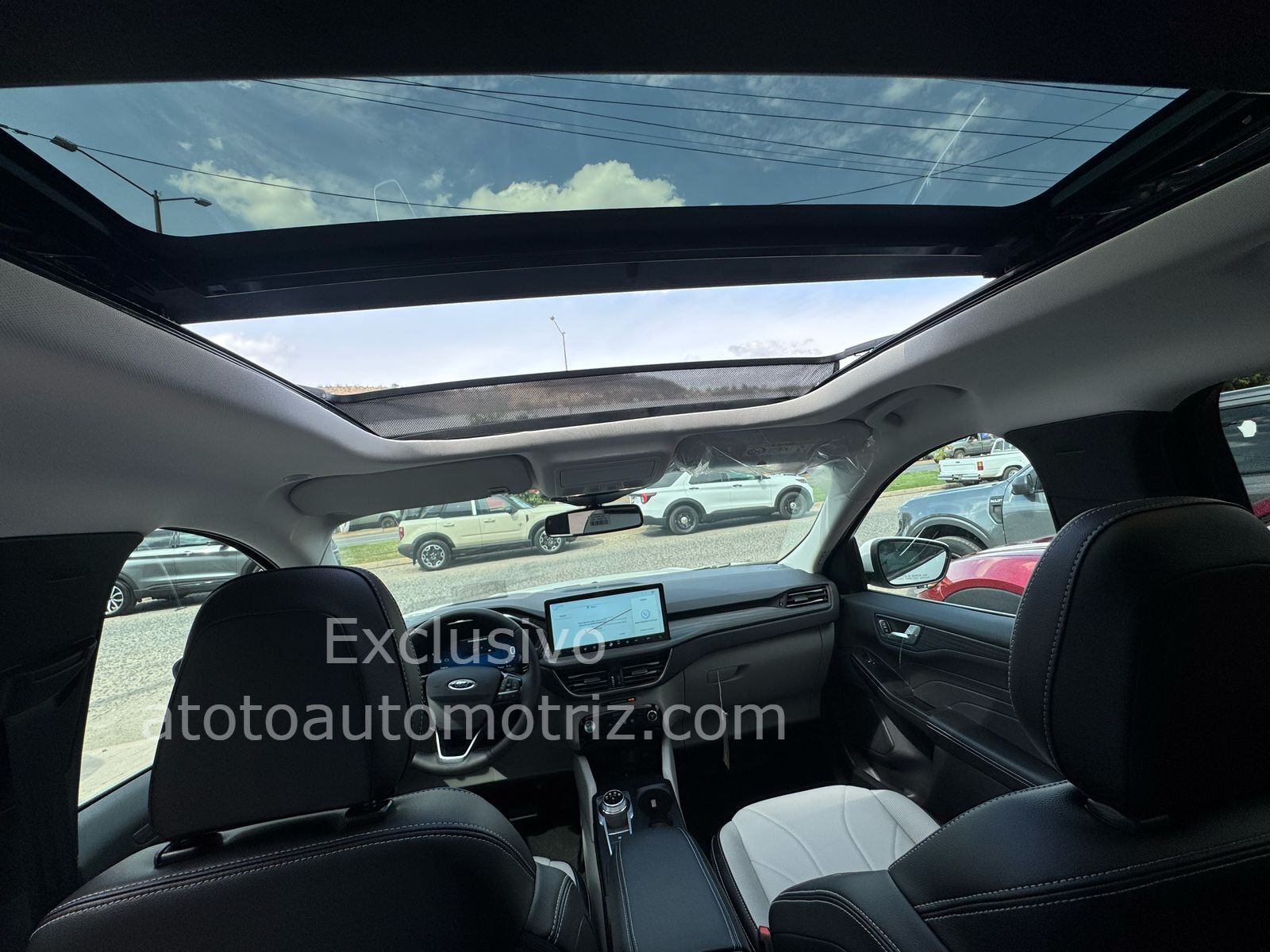 Ford Escape 2025 Platinum Automático Plata
