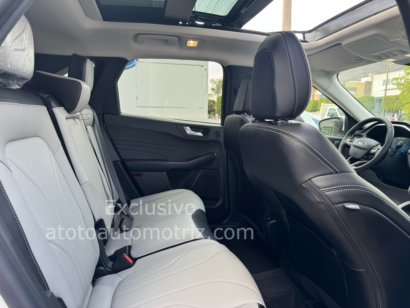Ford Escape 2025 Platinum Automático Plata