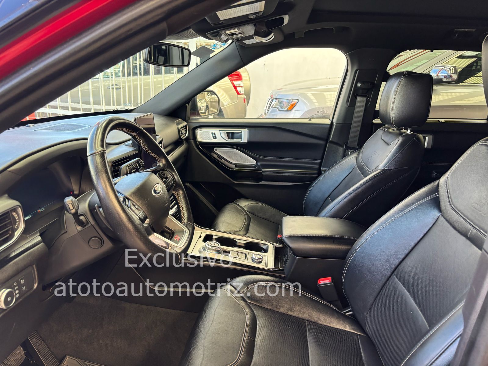 Ford Explorer 2022 ST Automático Rojo