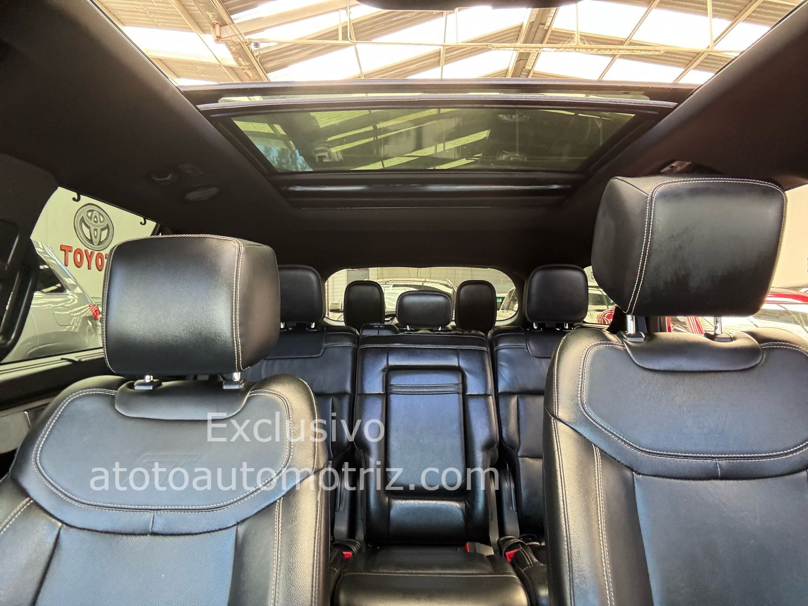 Ford Explorer 2022 ST Automático Rojo