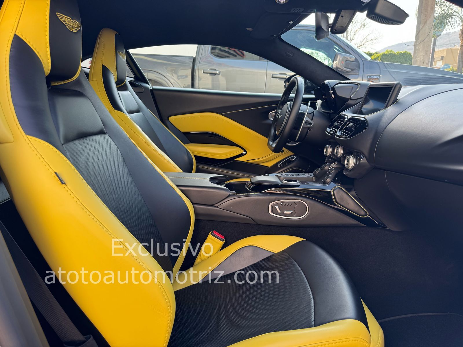 Aston Martin Vantage 2019 2p V8 4.0L Automático Gris