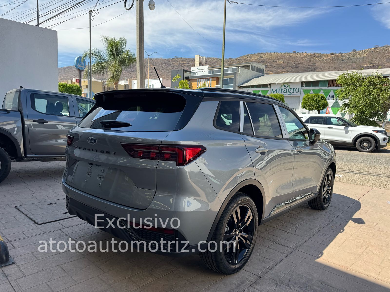 Ford Territory 2025 Titanium paquete black Automático Oxford