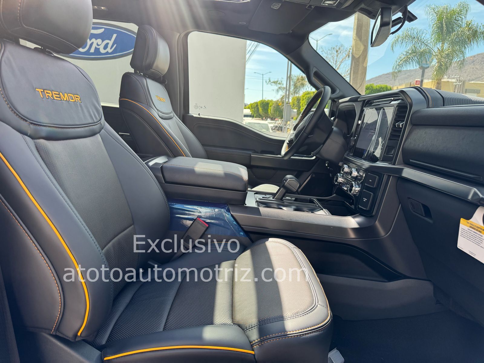 Ford Lobo 2025 Tremor Automático Gris