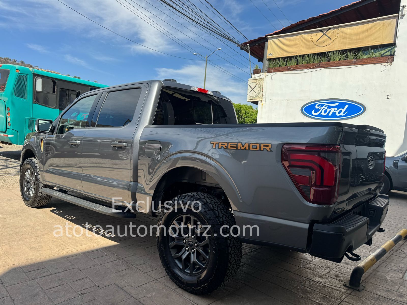 Ford Lobo 2025 Tremor Automático Gris