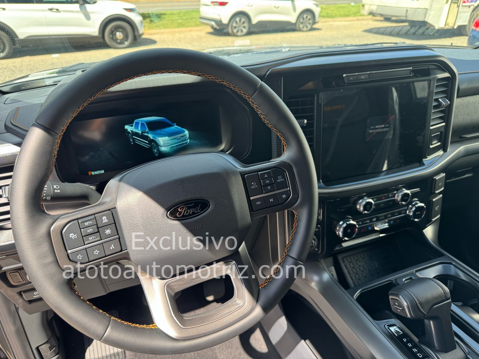Ford Lobo 2025 Tremor Automático Gris