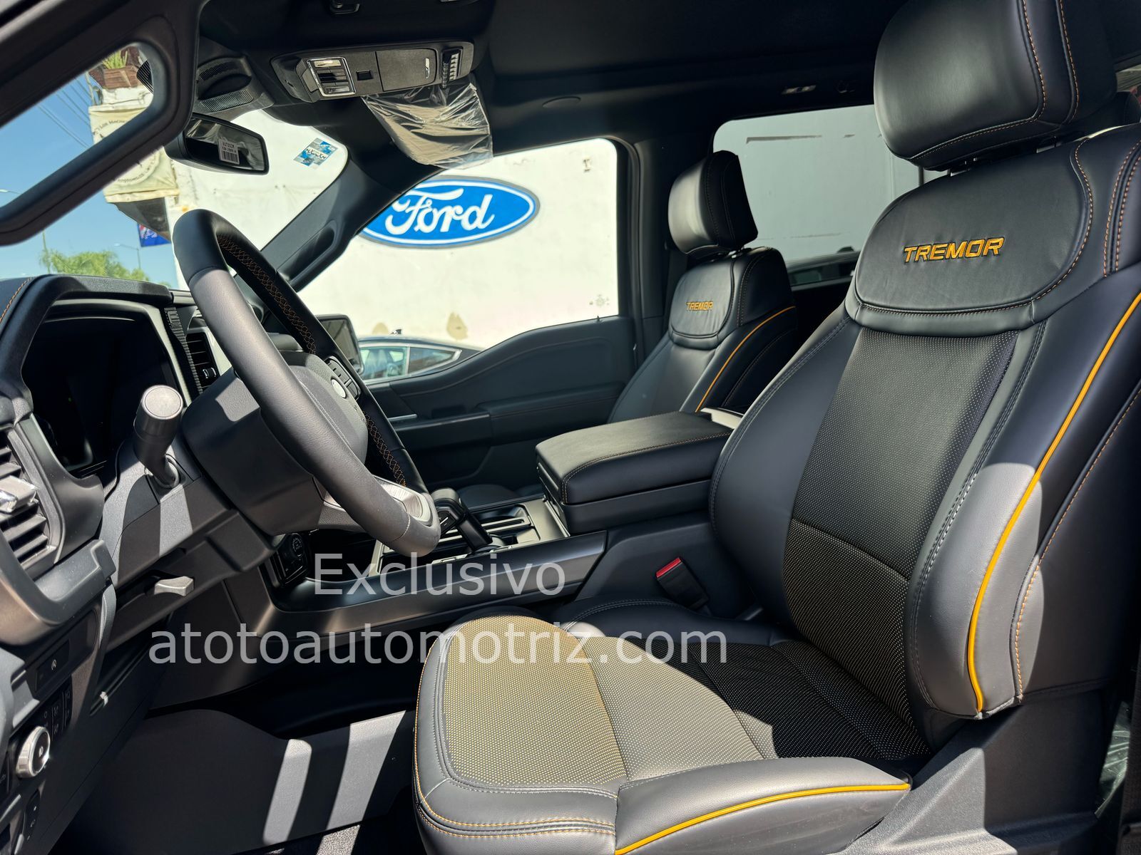 Ford Lobo 2025 Tremor Automático Gris