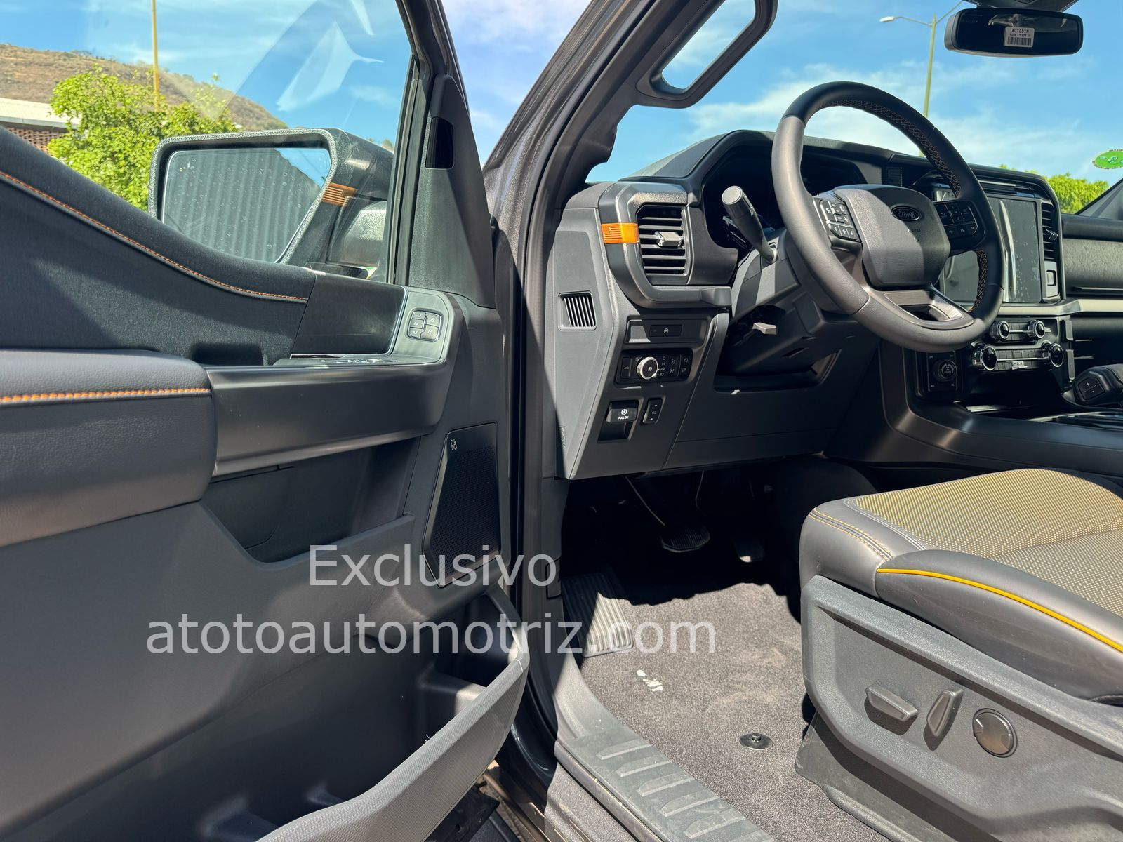 Ford Lobo 2025 Tremor Automático Gris