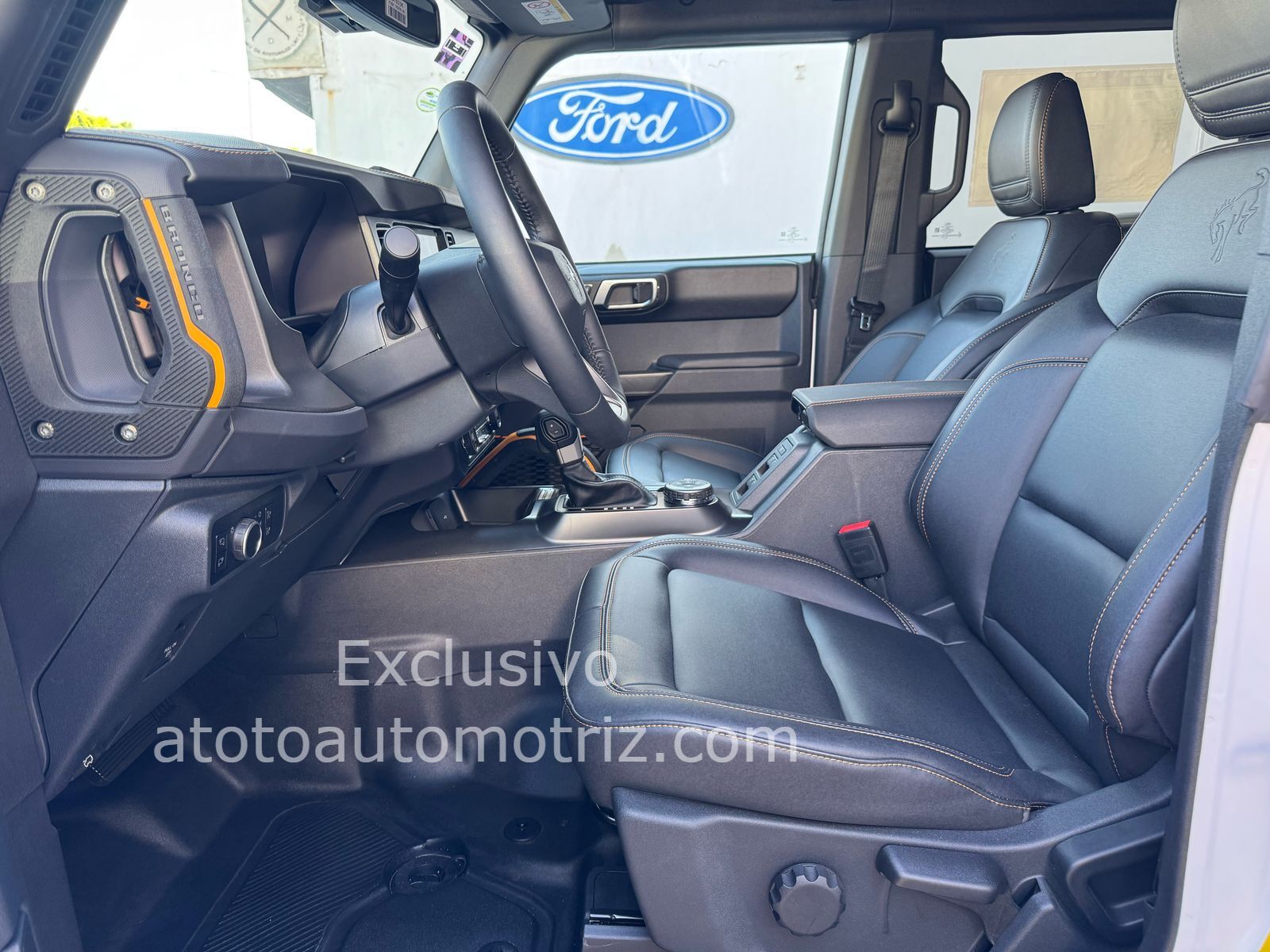 Ford Bronco 2025 Badlands Automático Blanco