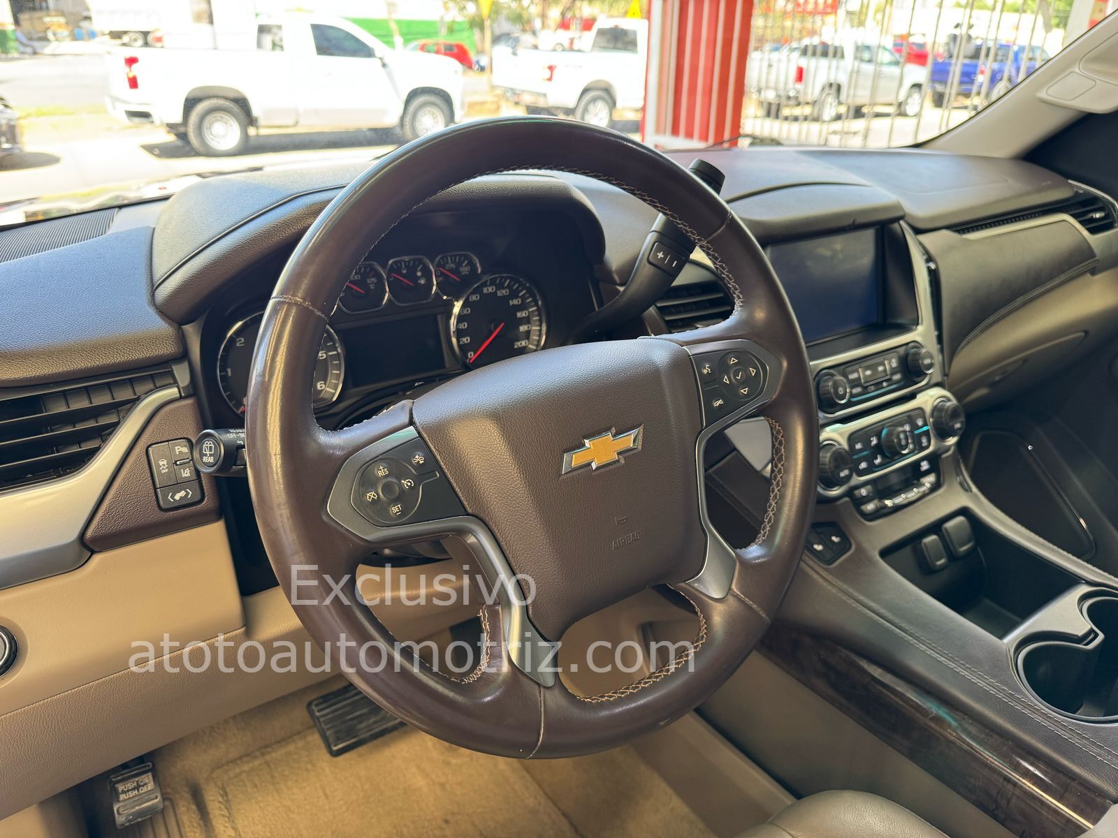 Chevrolet Tahoe 2015 LT Automático Rojo