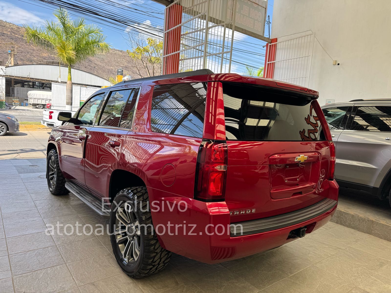 Chevrolet Tahoe 2015 LT Automático Rojo