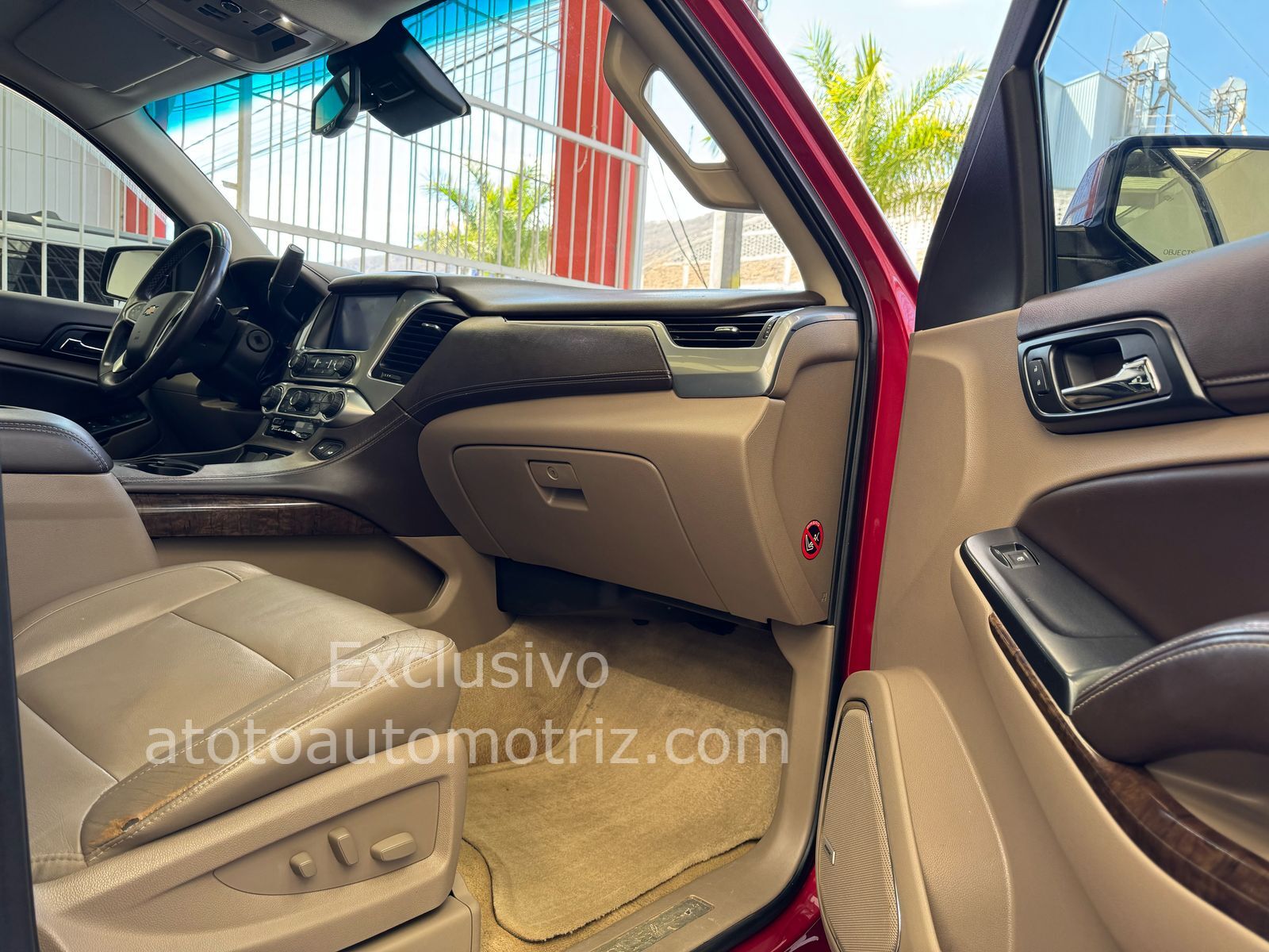 Chevrolet Tahoe 2015 LT Automático Rojo