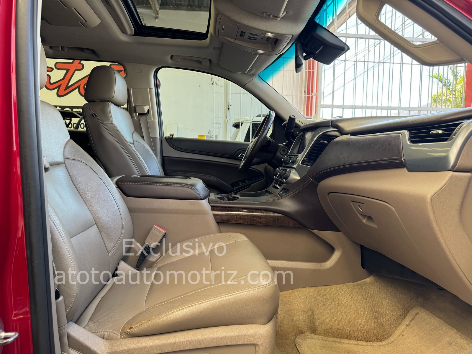 Chevrolet Tahoe 2015 LT Automático Rojo