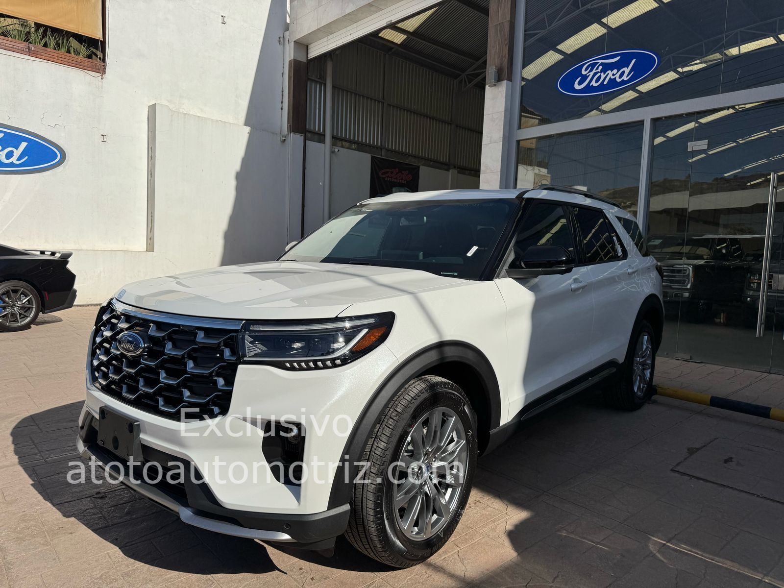 Ford Explorer 2025 Platinum Automático Blanco