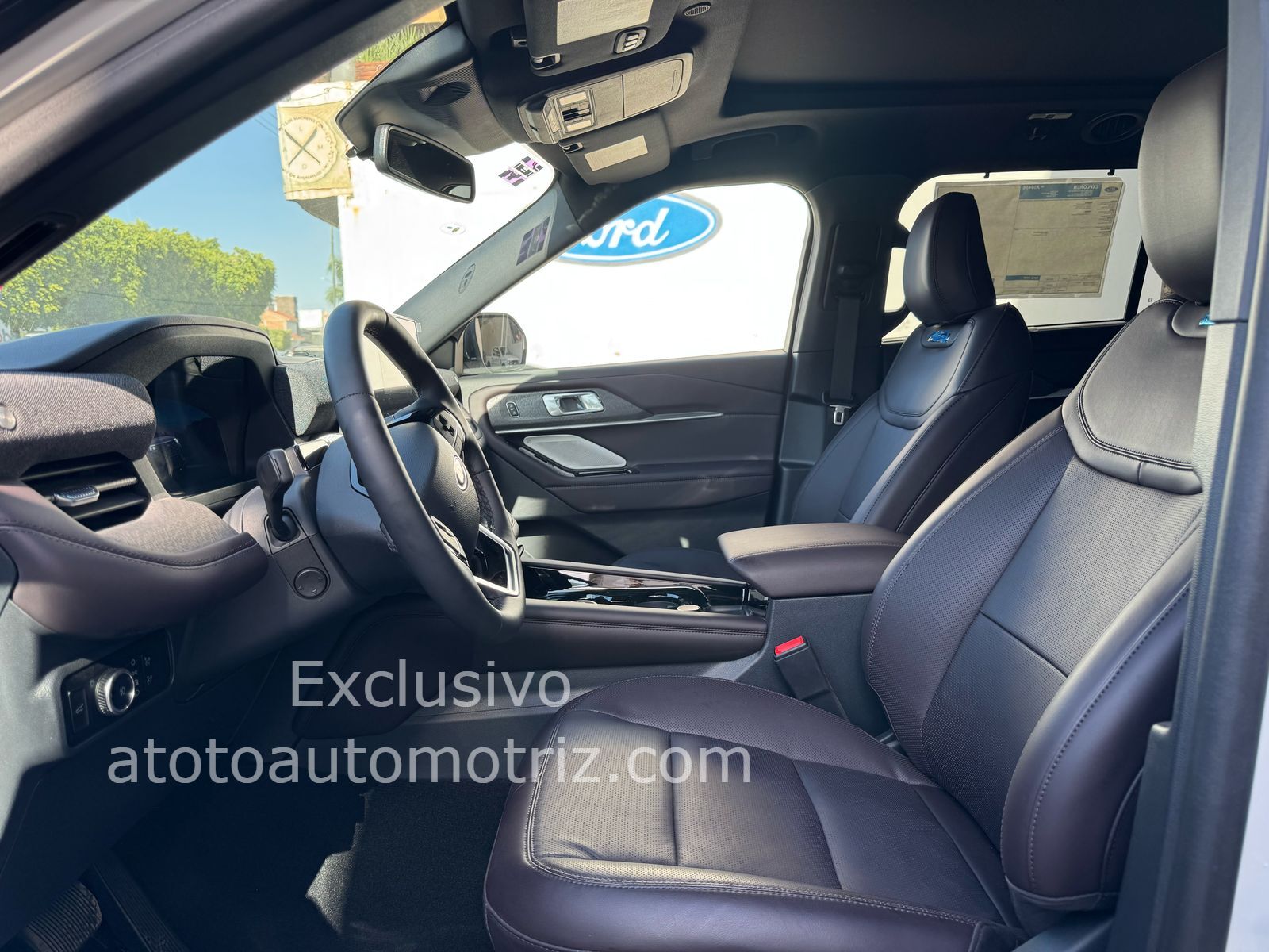 Ford Explorer 2025 Platinum Automático Blanco