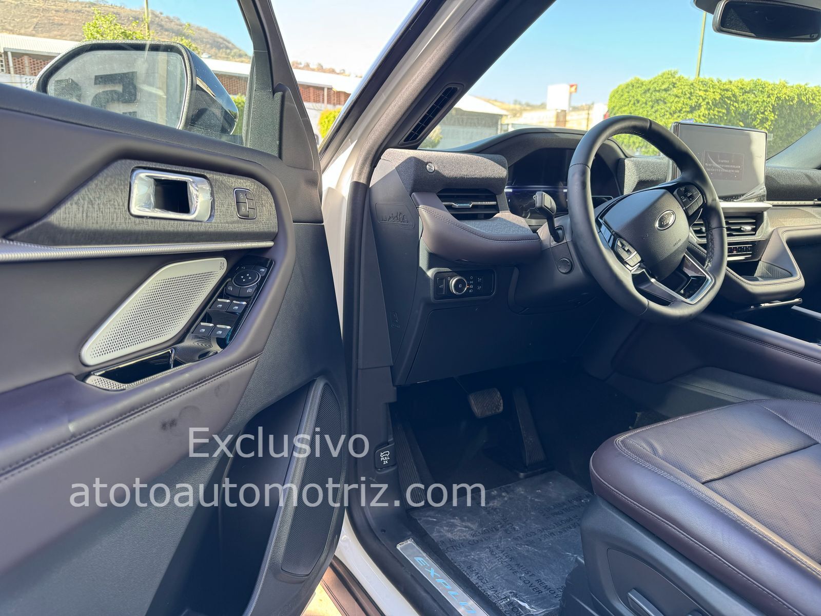 Ford Explorer 2025 Platinum Automático Blanco