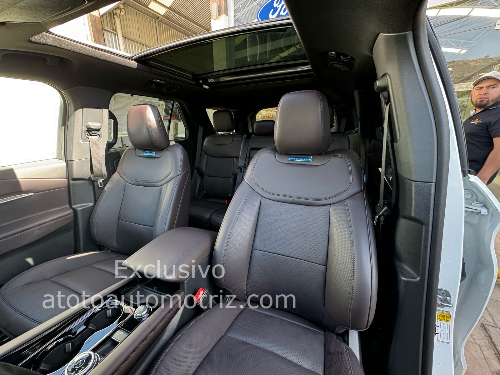 Ford Explorer 2025 Platinum Automático Blanco