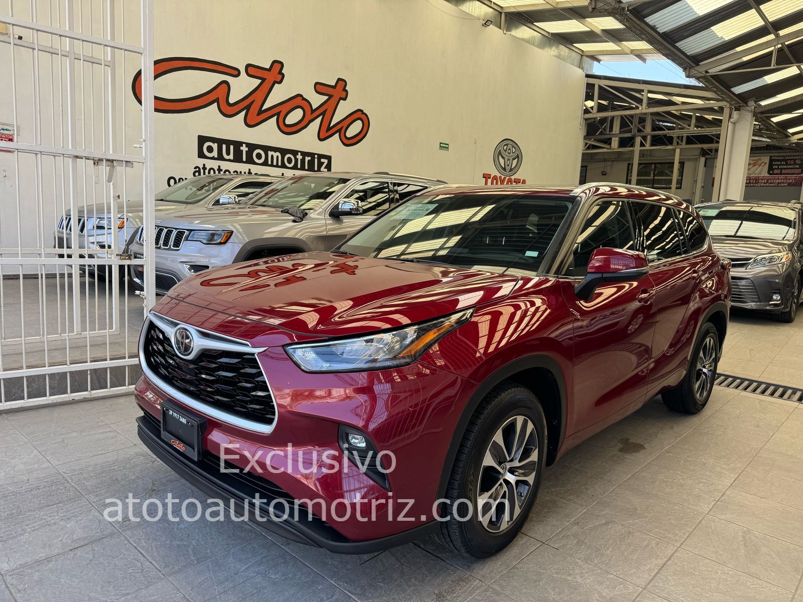 Toyota Highlander 2021 XLE Automático Rojo