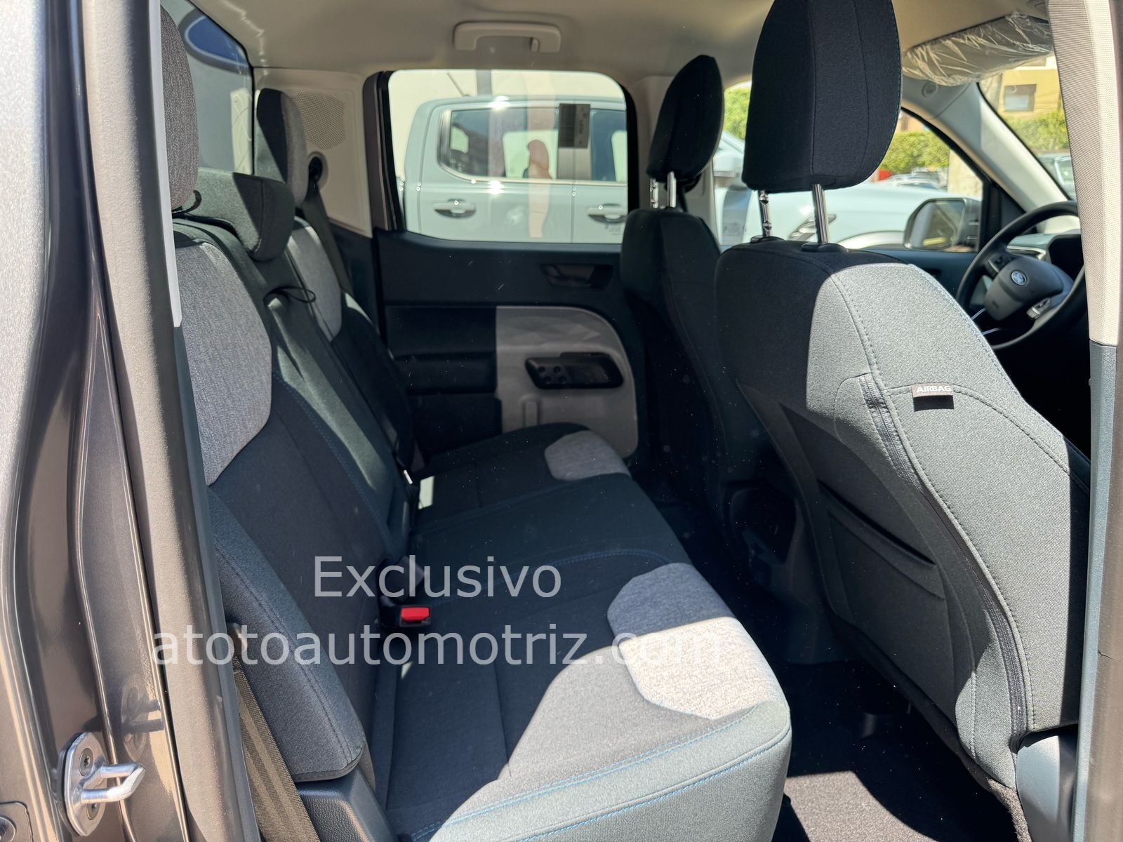 Ford Maverick 2025 XLT Hibrida Automático Gris
