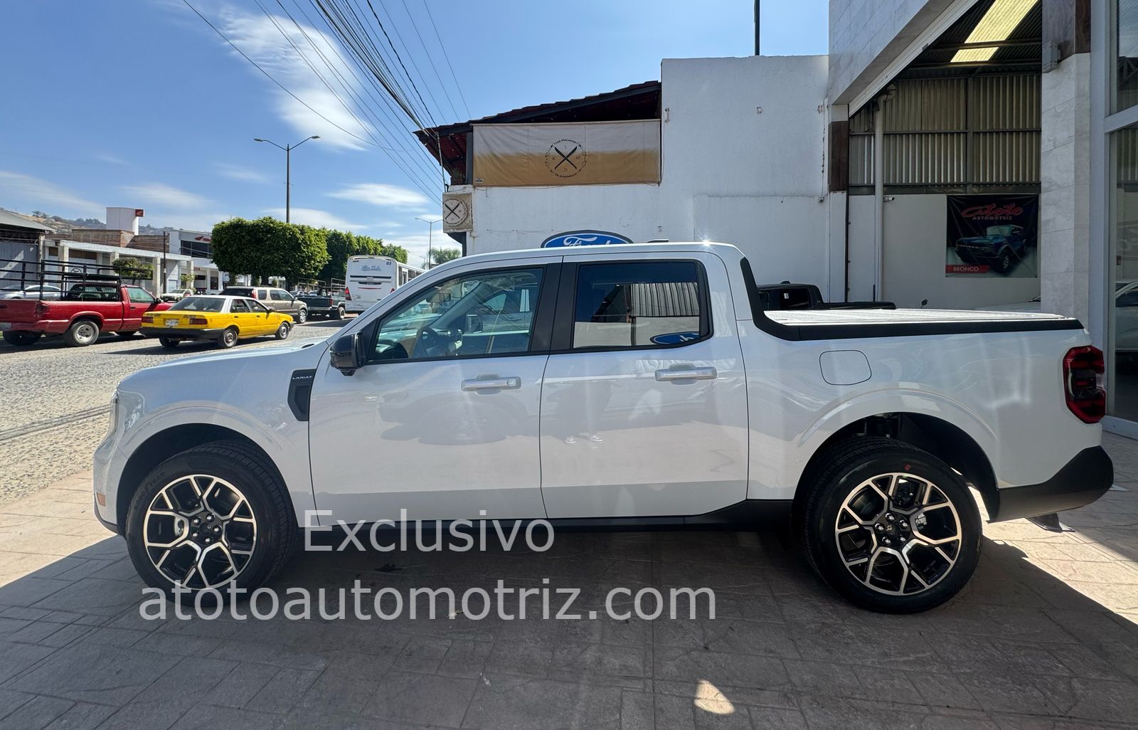 Ford Maverick 2025 Lariat Automático Blanco