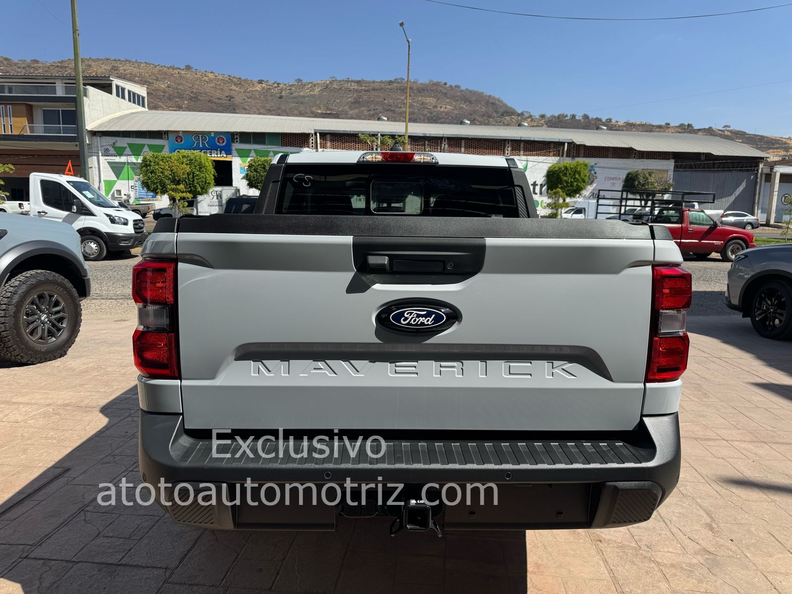 Ford Maverick 2025 Lariat Automático Blanco