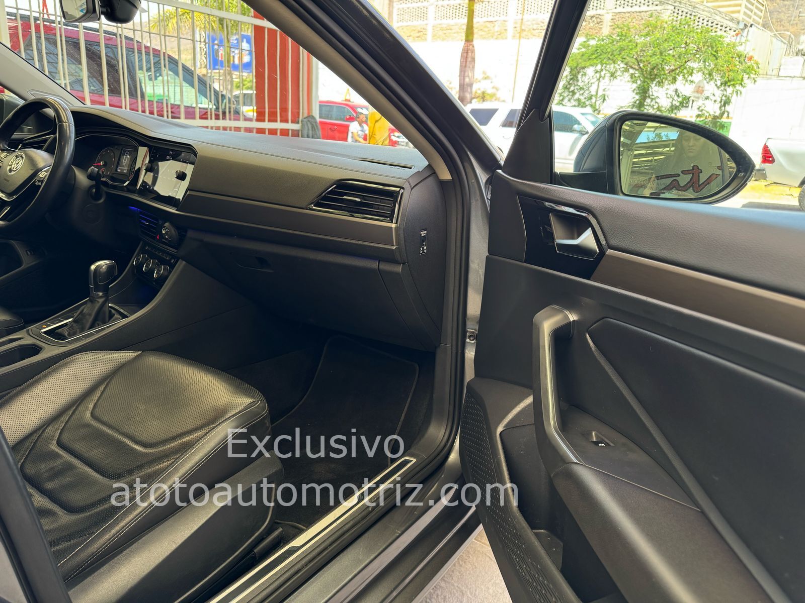 Volkswagen Jetta 2019 Highline Automático Gris