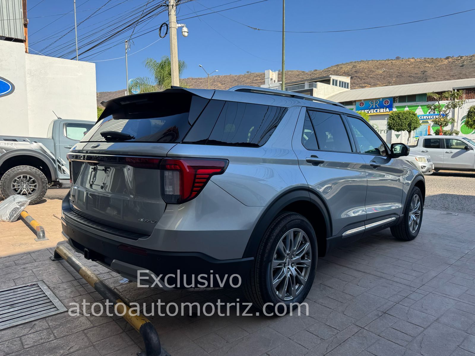 Ford Explorer 2025 Platinum Automático Plata
