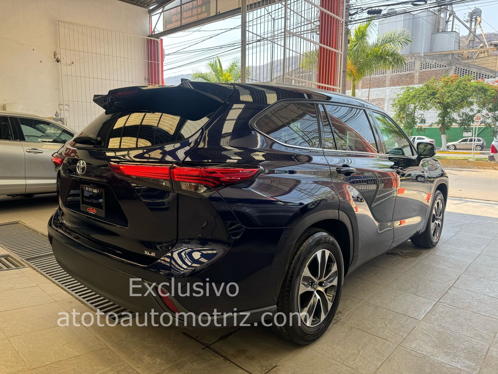 Toyota Highlander 2022 XLE Automático Azul