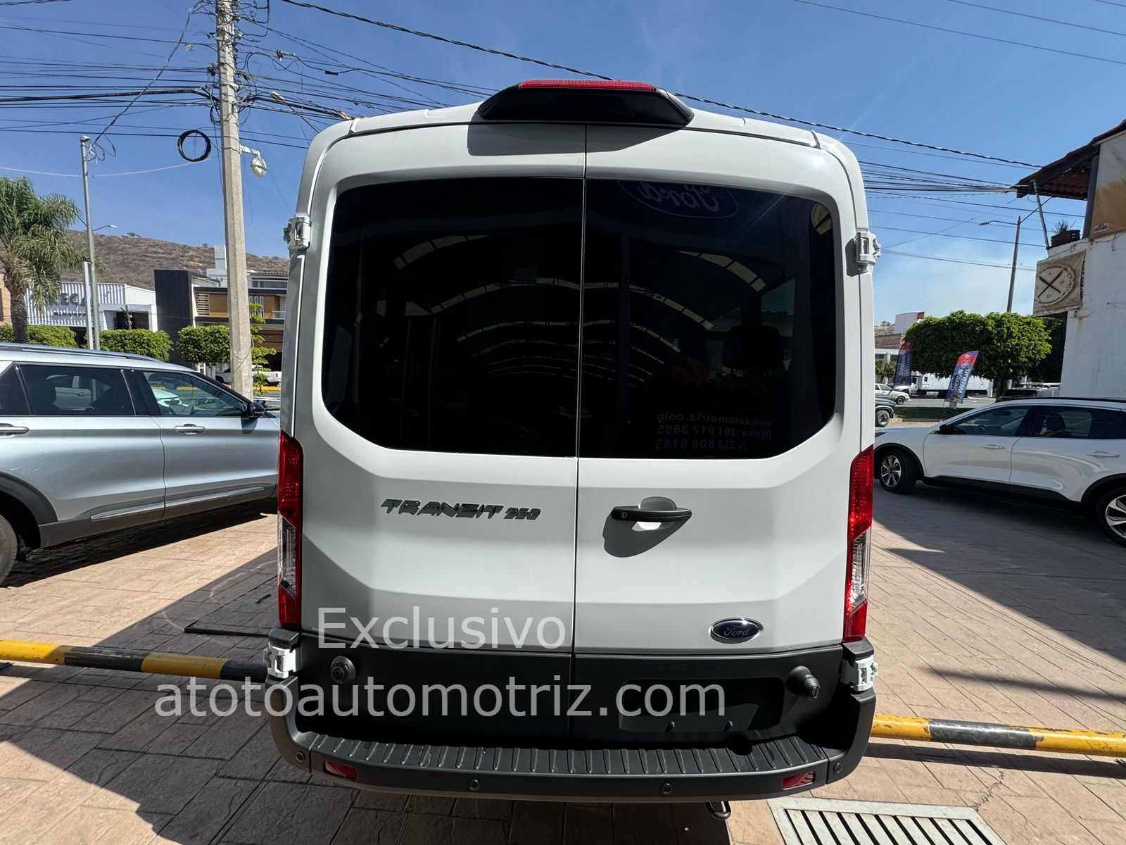 Ford Transit 2025 15 Pasajeros V6 Automático Blanco