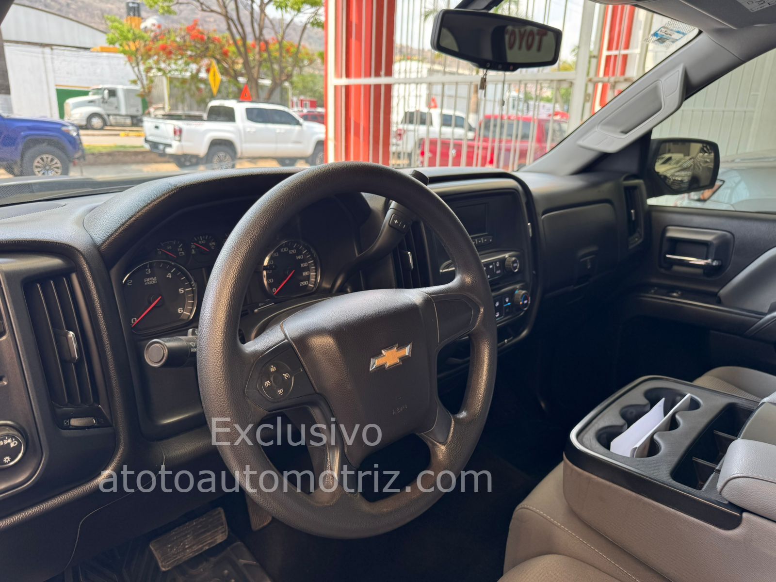 Chevrolet Silverado 2017 2500 Cab Paq C Ls 6 cilindros Automátic