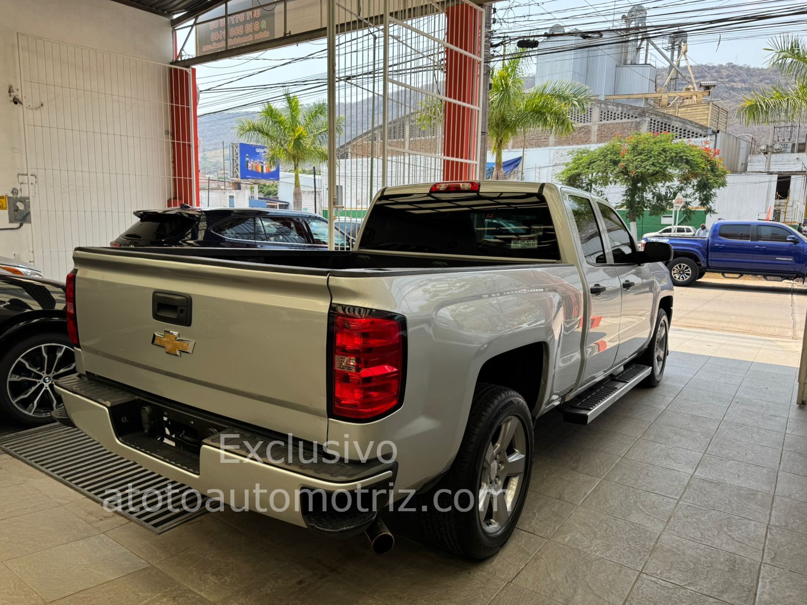 Chevrolet Silverado 2017 2500 Cab Paq C Ls 6 cilindros Automátic