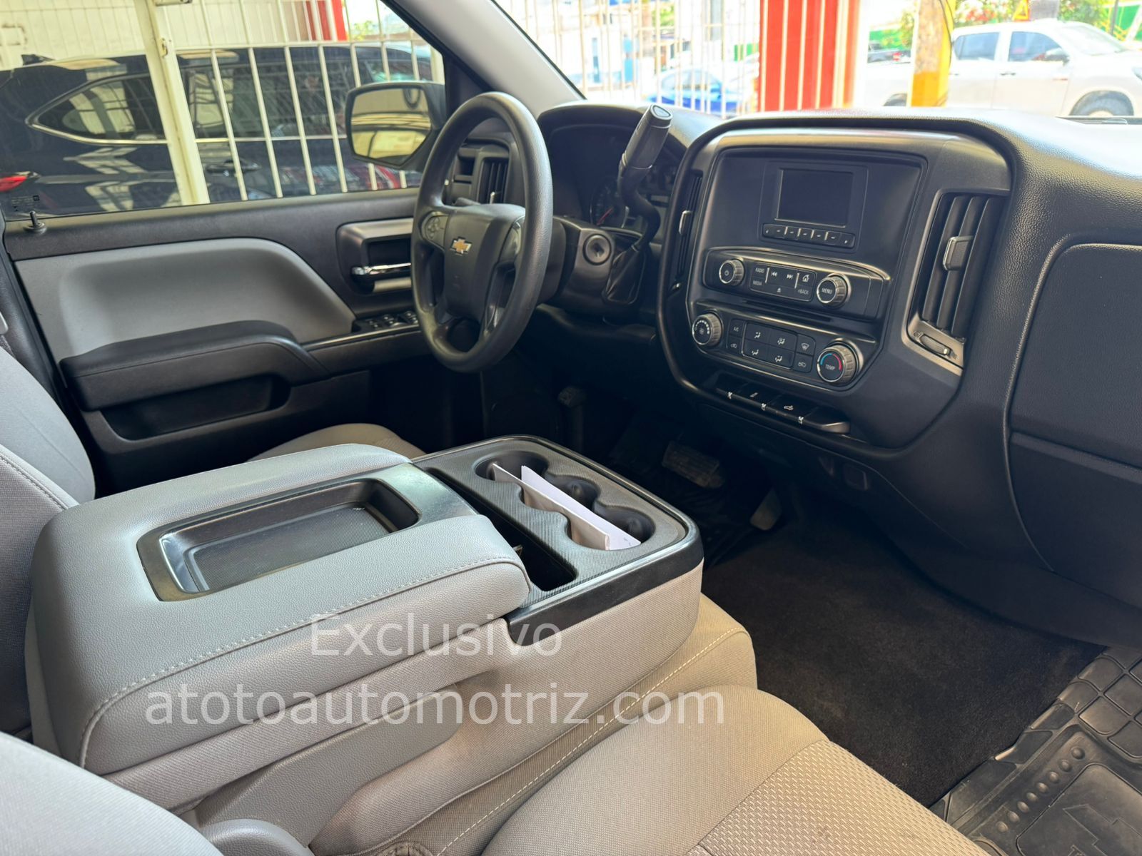Chevrolet Silverado 2017 2500 Cab Paq C Ls 6 cilindros Automátic