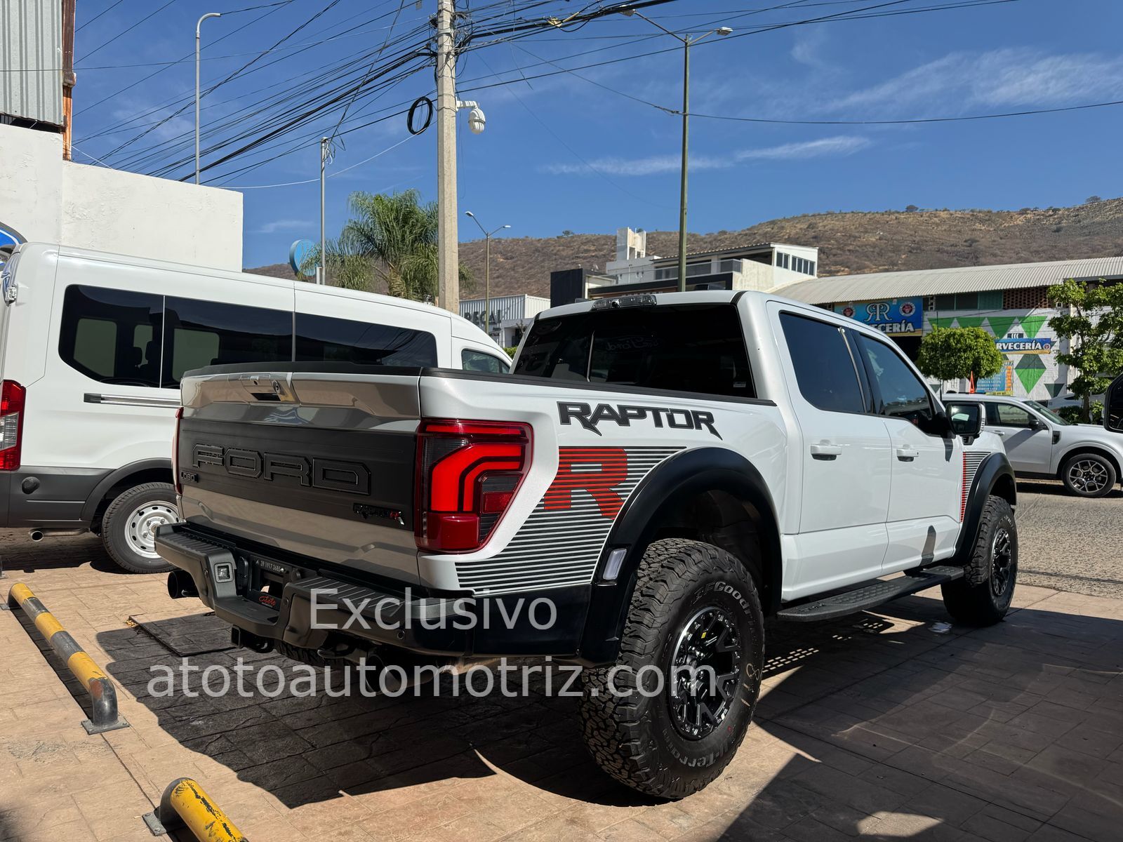 Ford Lobo 2025 Raptor R Automático Blanco