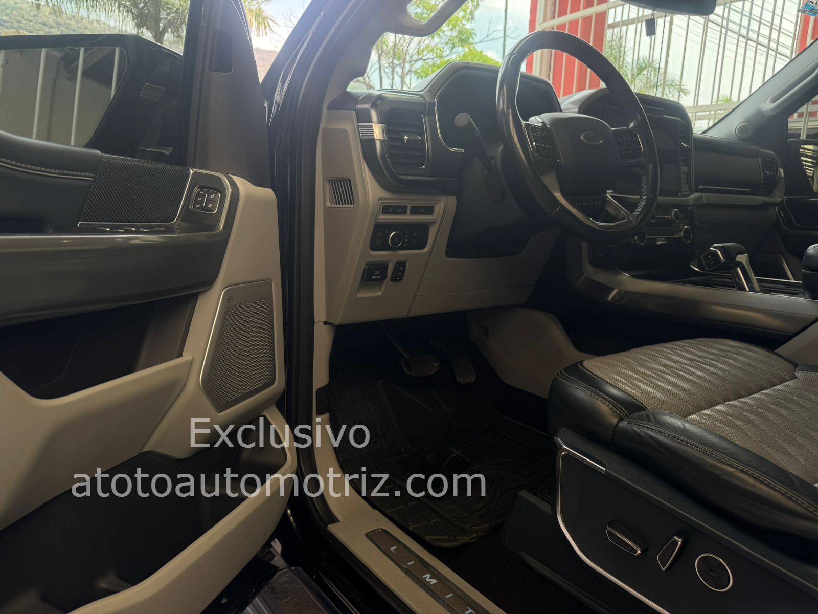 Ford Lobo 2022 Limited Hibrida Automático Negro