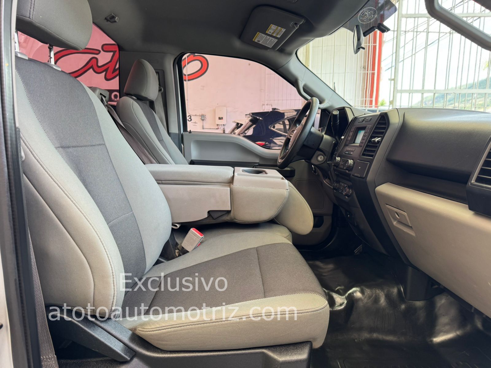 Ford F150 2018 Cabina Regular V6 At Automático Plata