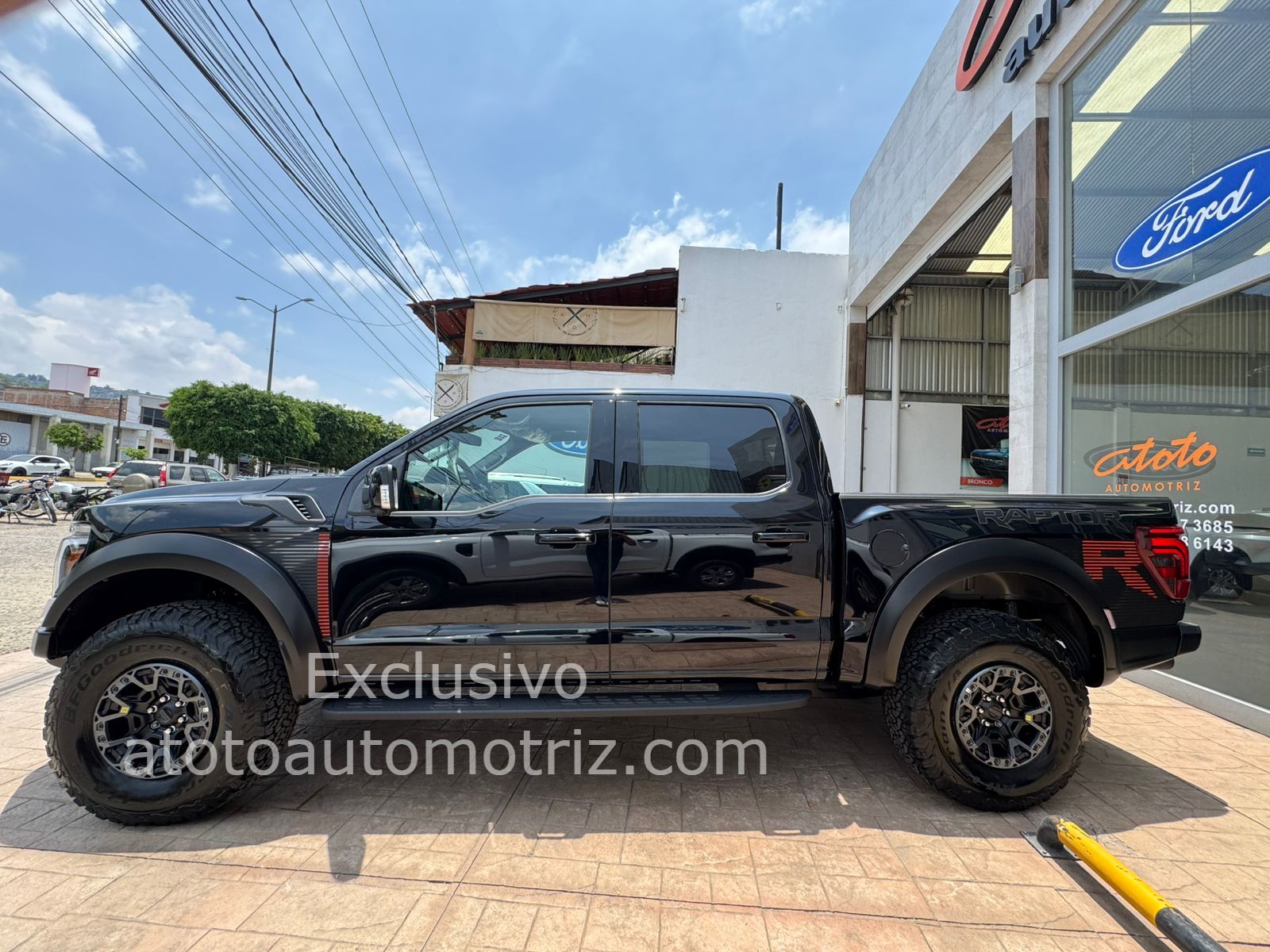 Ford Lobo 2025 Raptor R Automático Negro