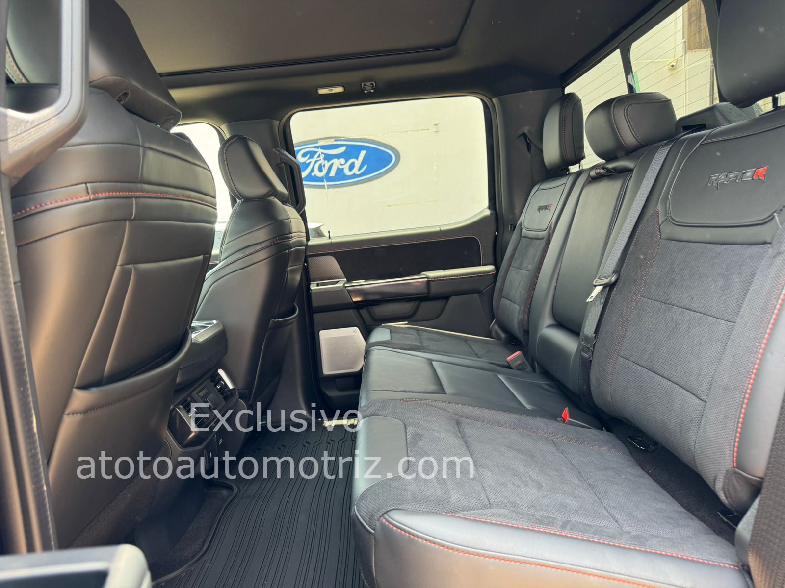 Ford Lobo 2025 Raptor R Automático Negro