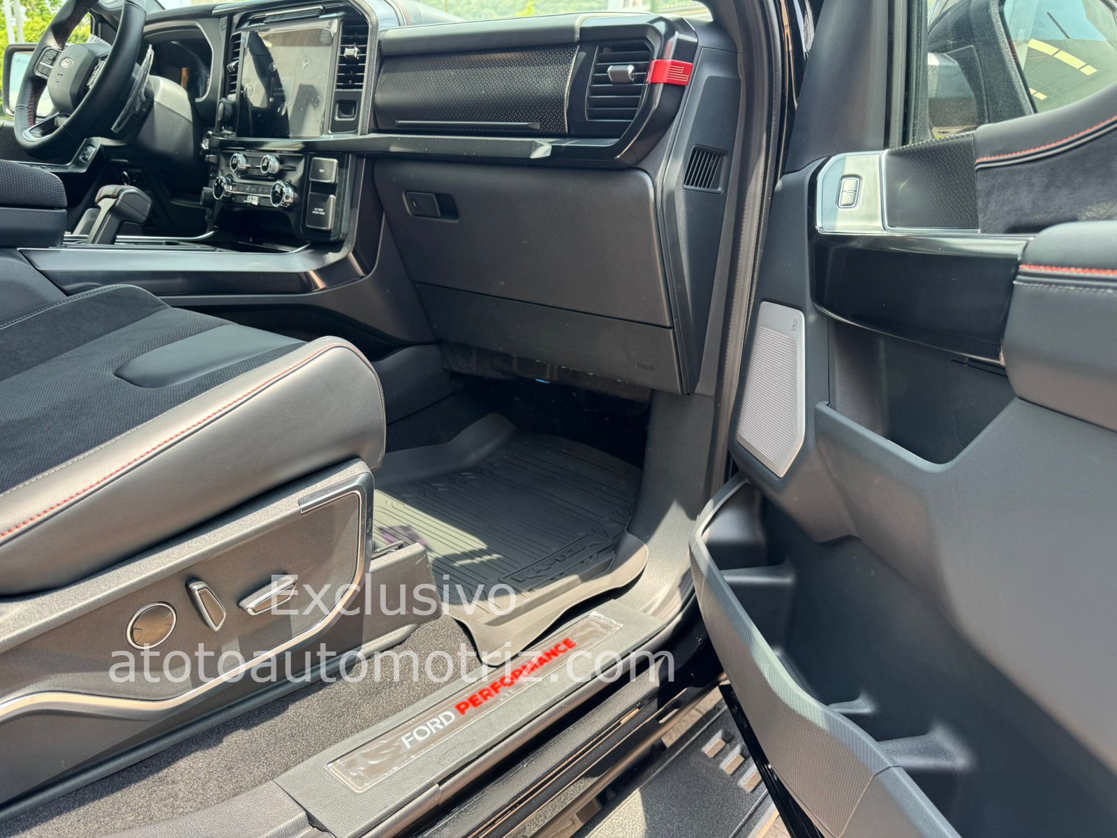 Ford Lobo 2025 Raptor R Automático Negro