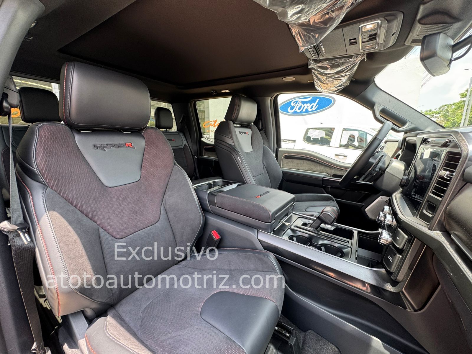 Ford Lobo 2025 Raptor R Automático Negro