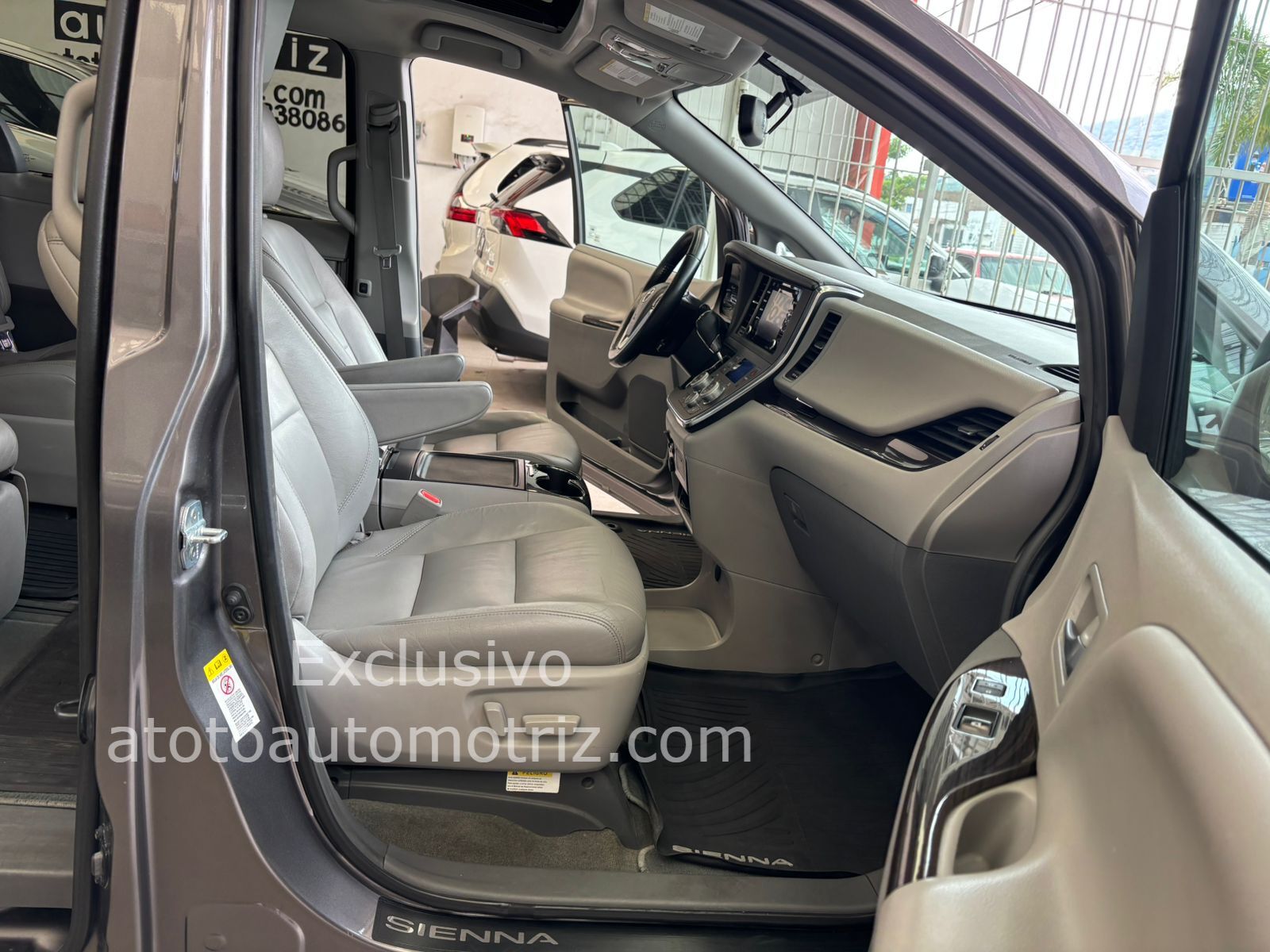 Toyota Sienna 2019 XLE Piel Automático Oxford