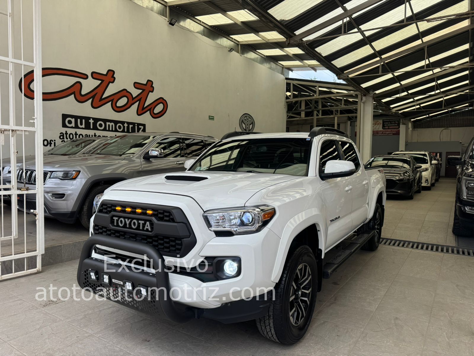 Toyota Tacoma TRD sport 4x4 2023