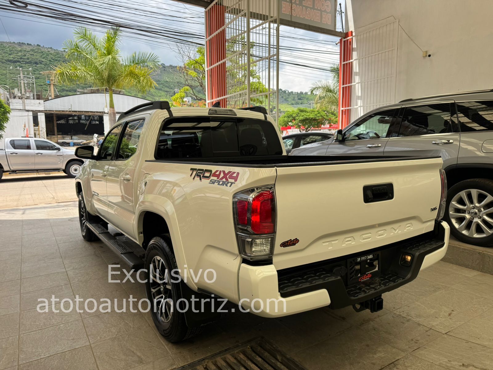 Toyota Tacoma 2023 TRD sport 4x4 Automático Blanco