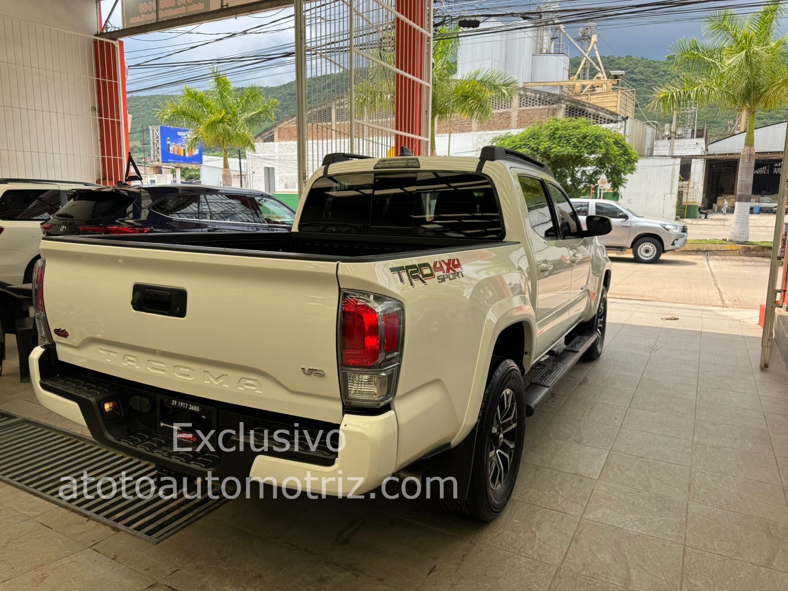 Toyota Tacoma 2023 TRD sport 4x4 Automático Blanco