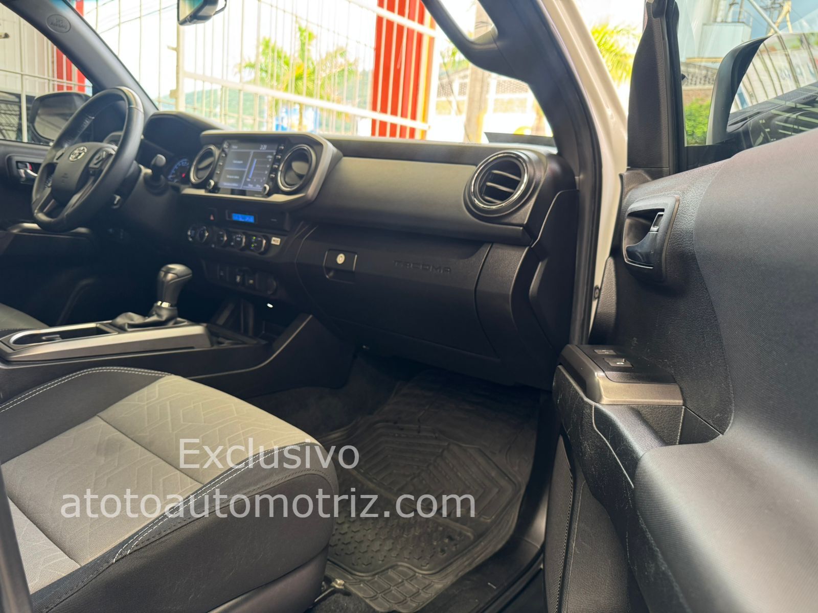 Toyota Tacoma 2023 TRD sport 4x4 Automático Blanco