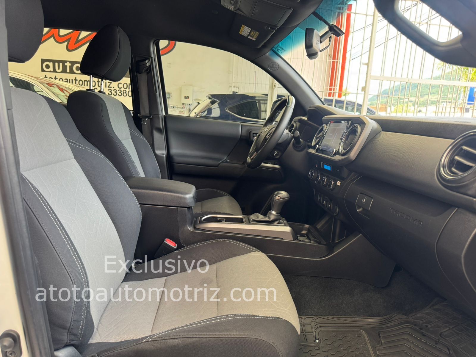 Toyota Tacoma 2023 TRD sport 4x4 Automático Blanco