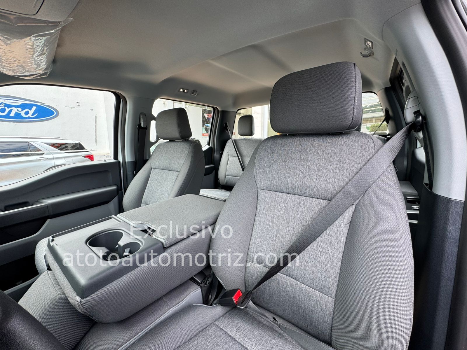 Ford F350 2024 Doble Cabina Automático Blanco